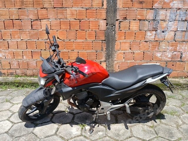 Honda 2011 em leilao em Brasil - Lote 1