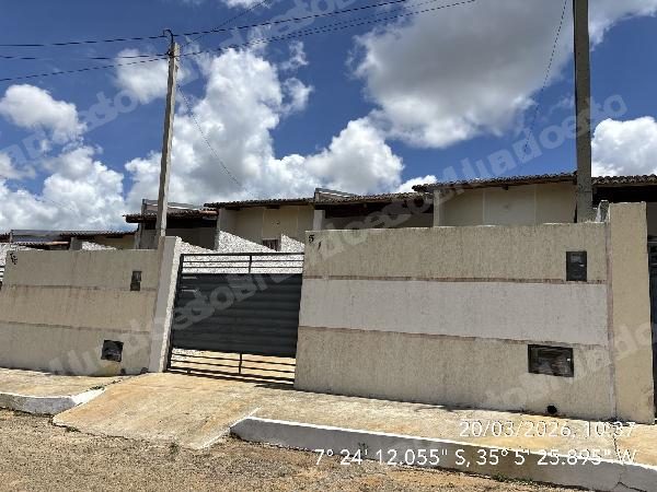 Casa em leilao em E/PE