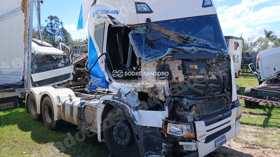 Scania R460 A6X2 2024 em leilão em São José dos Pinhais/PR