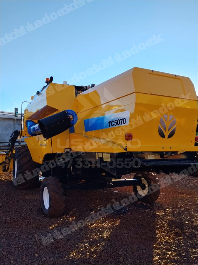 Máquina agrícola 2009 em leilão em Laranjal/PR