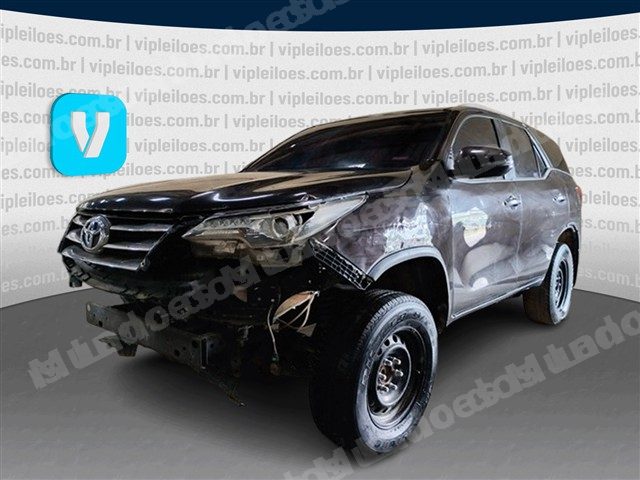 Toyota 2019 em leilao em Brasil