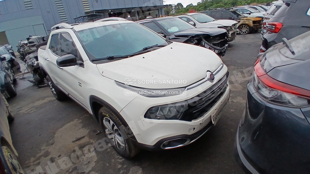Fiat Toro Volcano At D4 2018 em leilão em Brasil