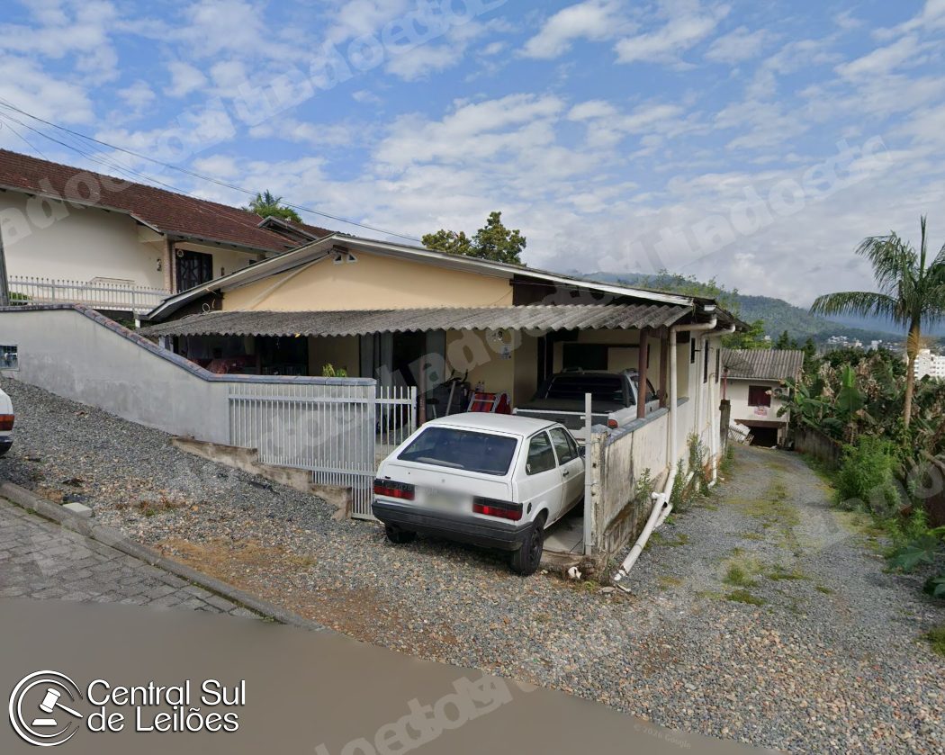 Casa em leilao em Timbó/SC