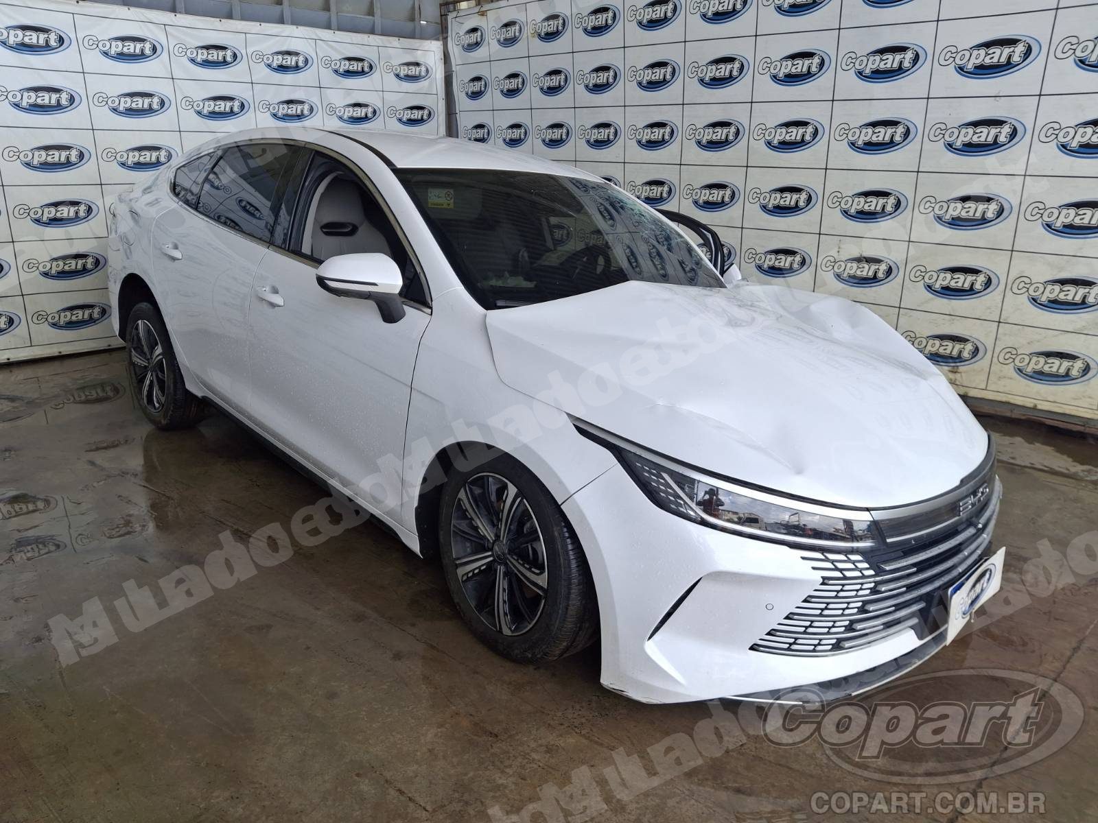 Lote em leilao em Candeias/BA