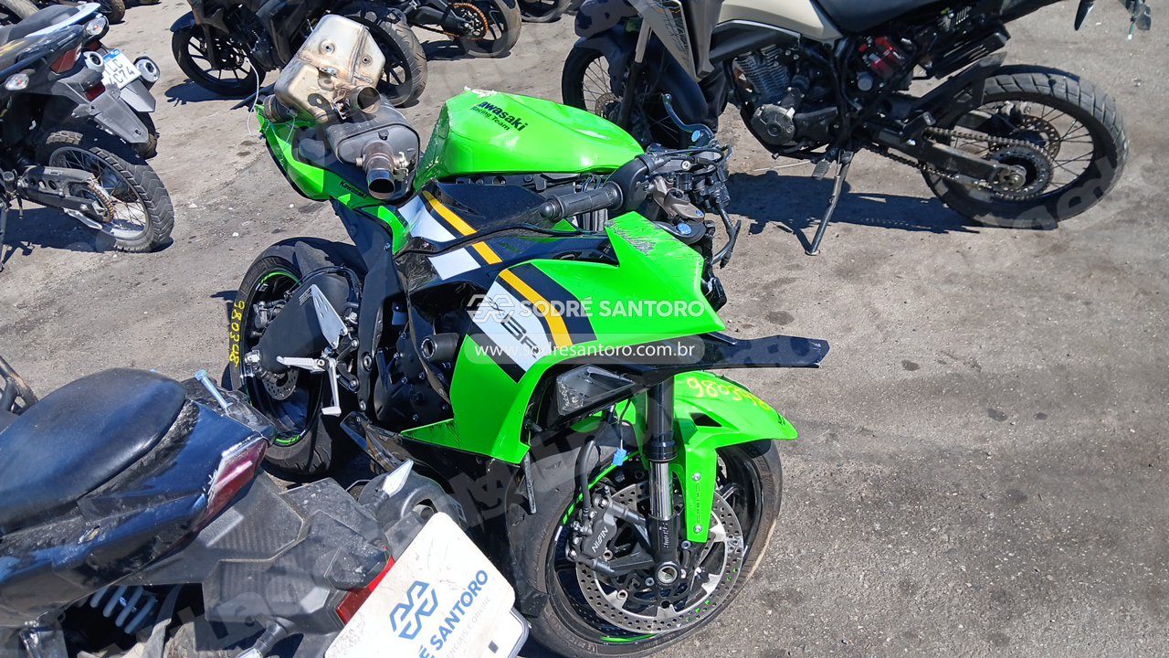 Ninja Zx-6R 2025 em leilao em Brasil