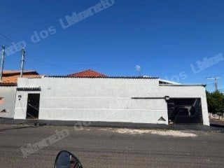 Casa de 128 m2 em leilão em Uberlândia/MG