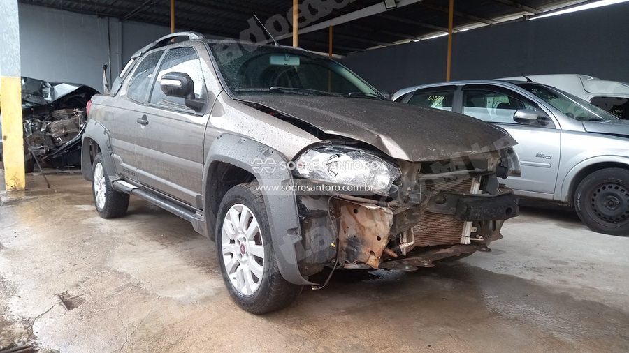 Fiat Strada Adventure Cd 2015 em leilão em Bauru/SP