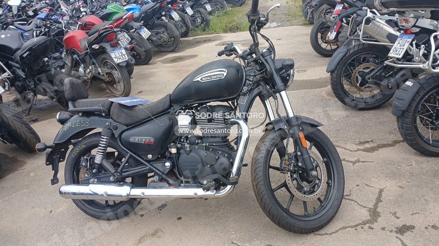 Royal Enfield Meteor 2022 em leilão em Guarulhos/SP
