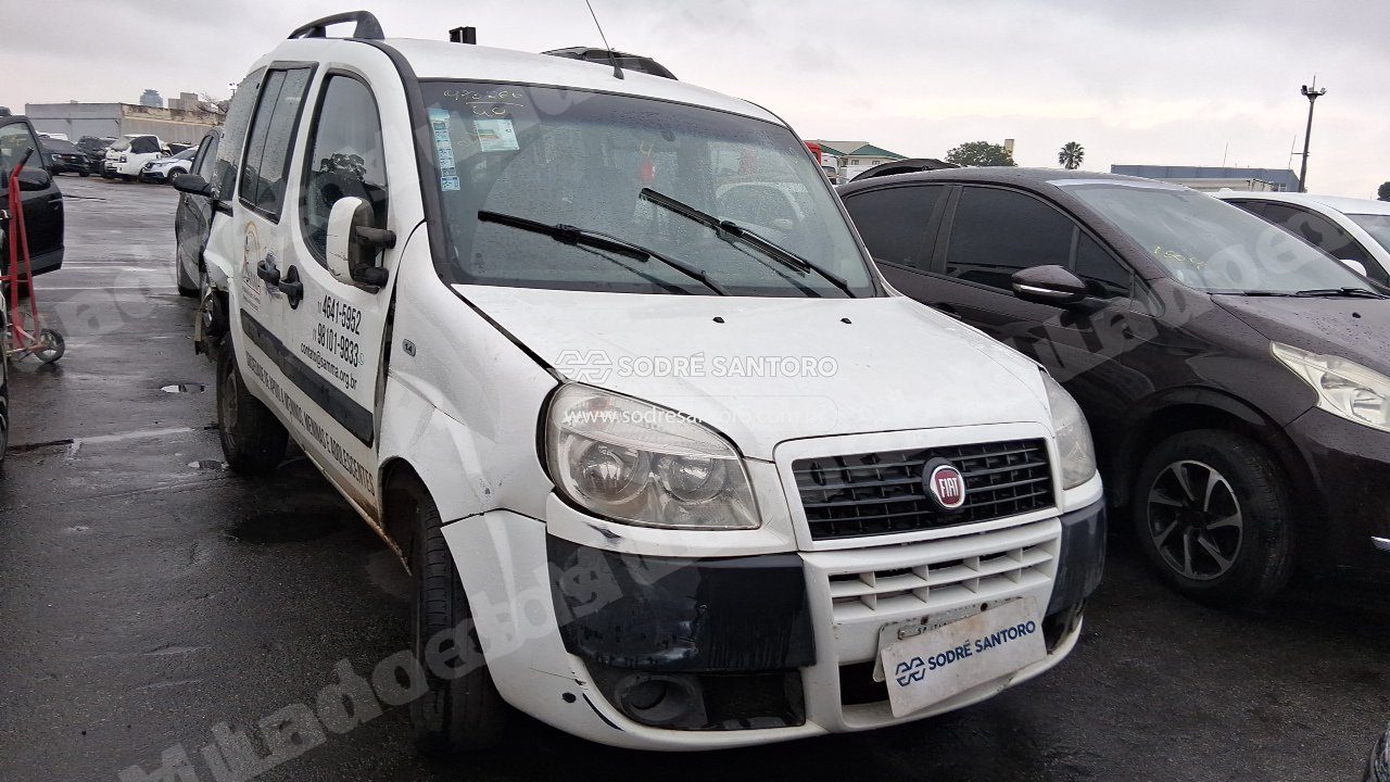 Fiat em leilao em Brasil