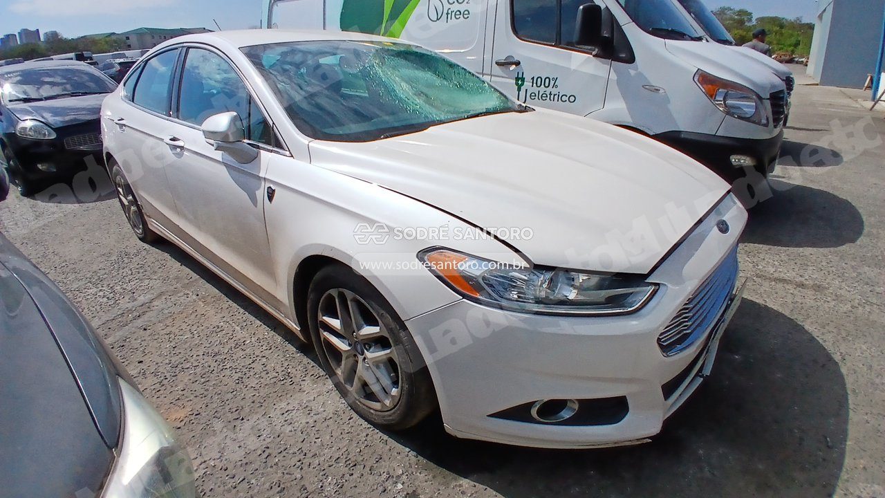 Ford Fusion Flex 2014 em leilao em Brasil