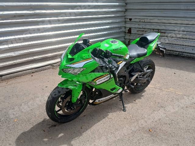 Kawasaki 2025 em leilão em Brasil