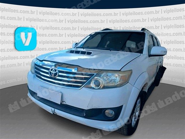 Toyota em leilao em Brasil