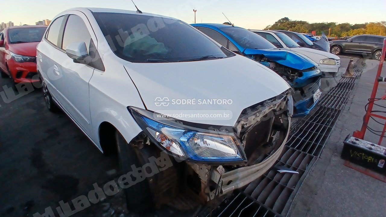 Chevrolet Onix 1.4Mt Ltz 2015 em leilao em Brasil
