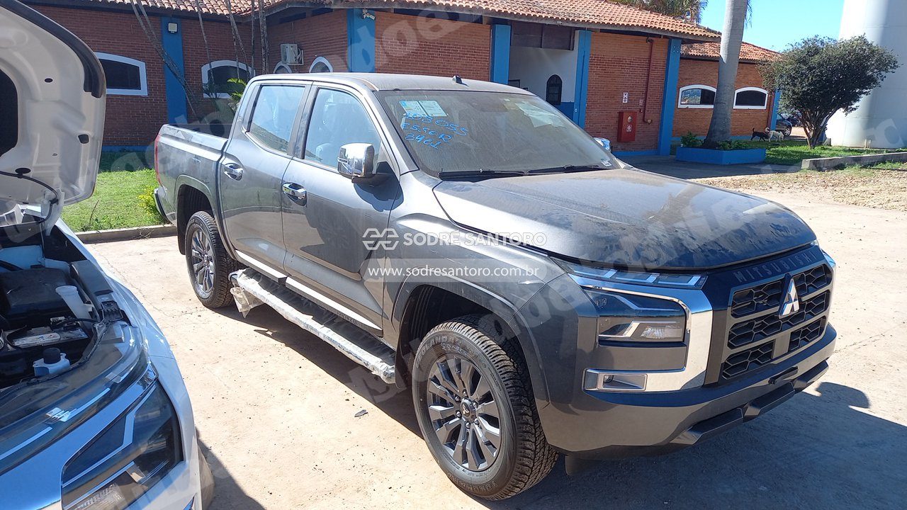 Mitsubishi Triton Hpe At4 2026 em leilao em Cesário Lange/SP