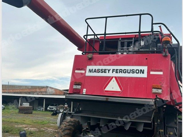 Máquina agrícola 2009 em leilão em Brasil - Lote 3