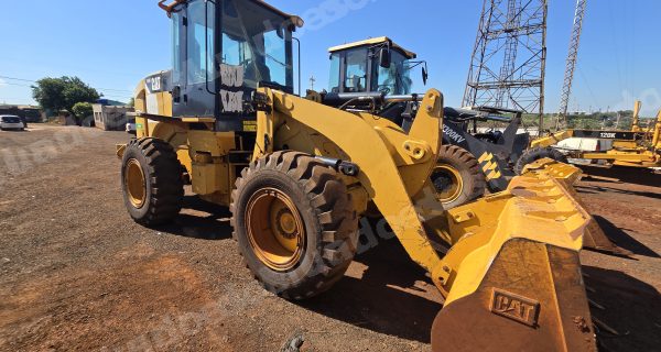 Máquina agrícola em leilão em Itambaracá/PR - Lote 1