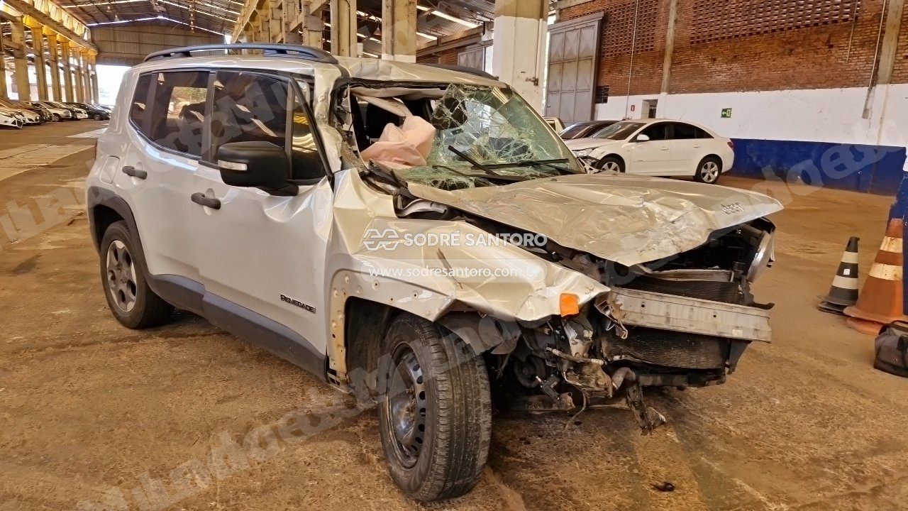 Jeep Renegade Sport At 2017 em leilao em Sertãozinho/SP