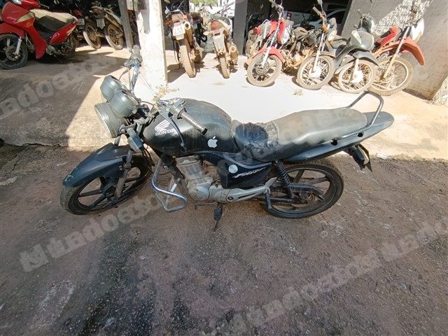 Honda em leilao em Brasil