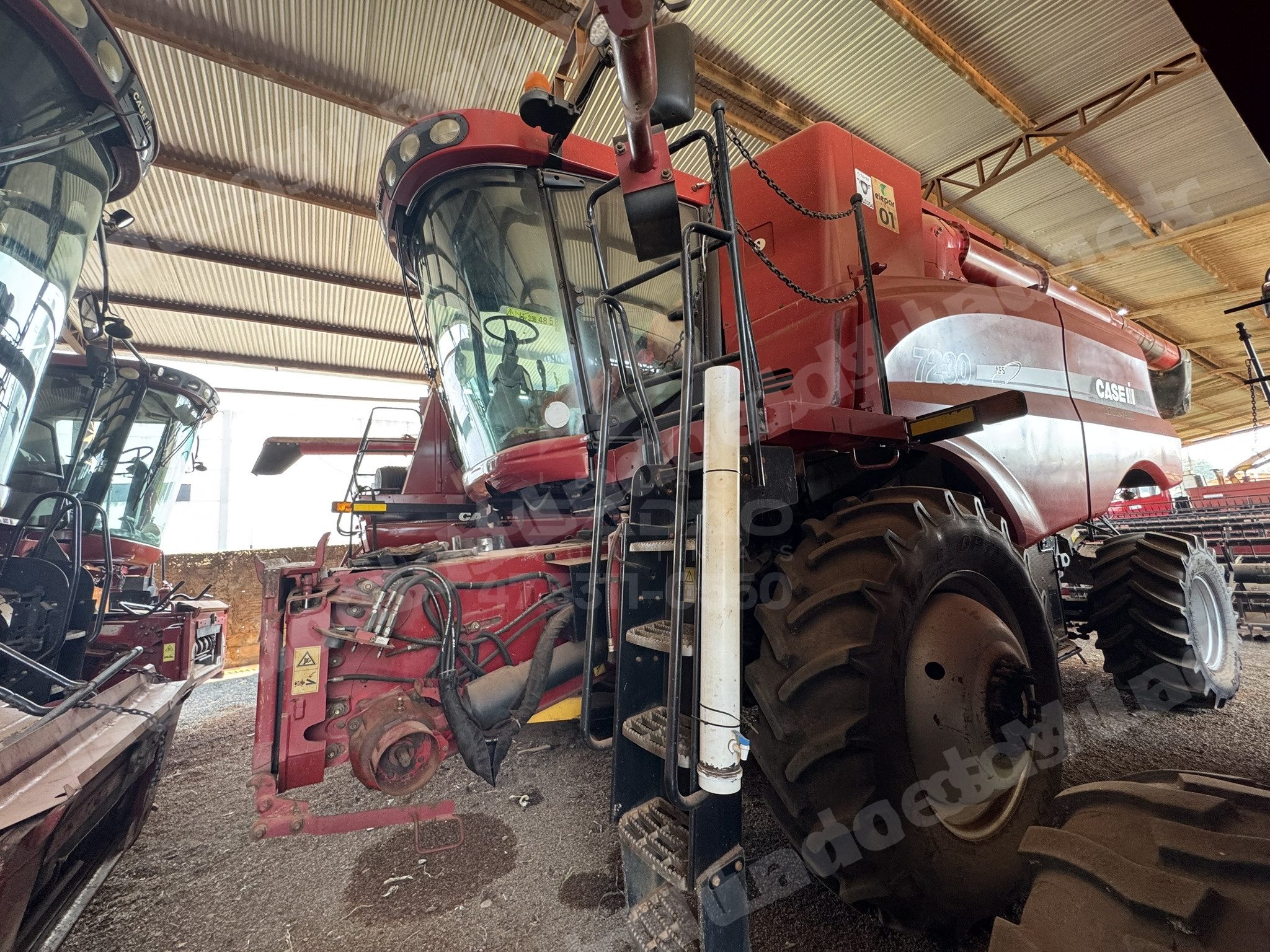 Máquina agrícola 2015 em leilão em Nova Mutum/MT
