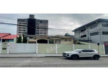 Imóvel de 240 m2 em leilão em Joinville/SC
