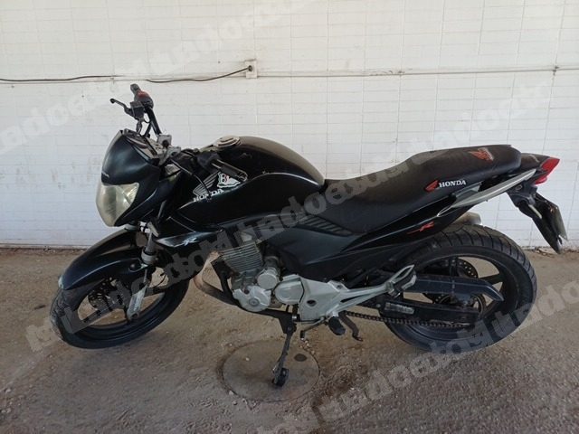 Honda 2013 em leilao em Brasil - Lote 1