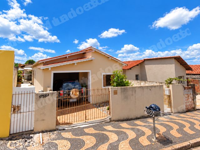 Casa de 370 m2 em leilão em Descalvado/SP