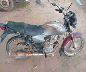 Honda 2003 em leilão em Brasil