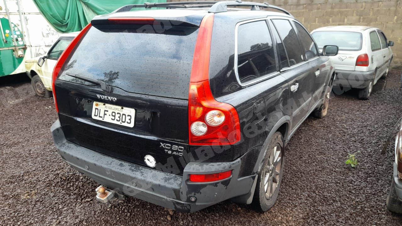 Volvo em leilao em Brasil