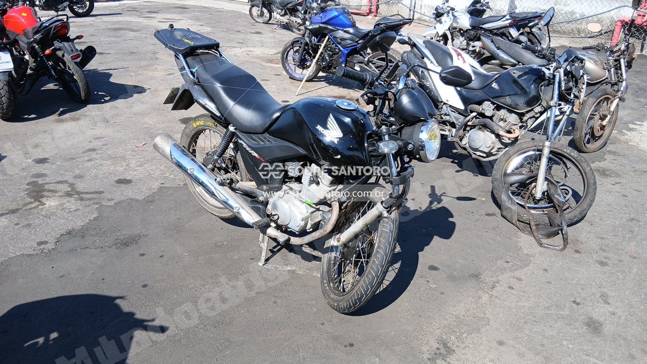 Honda Cg 150 Fan Esi 2010 em leilão em Brasil