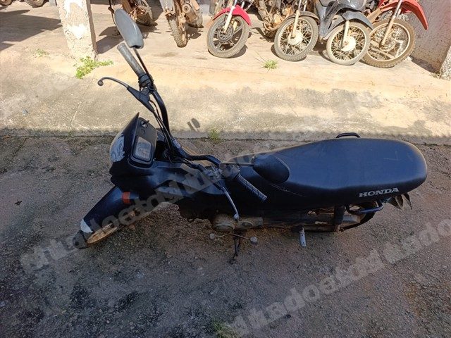 Honda em leilao em Brasil