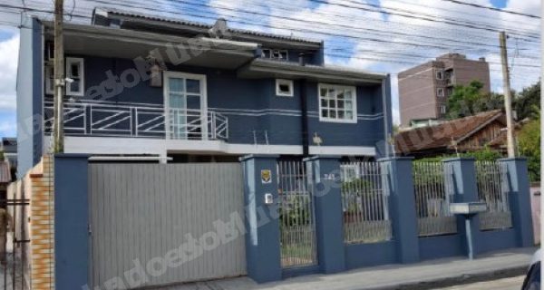 Casa em leilao em São José dos Pinhais/PR