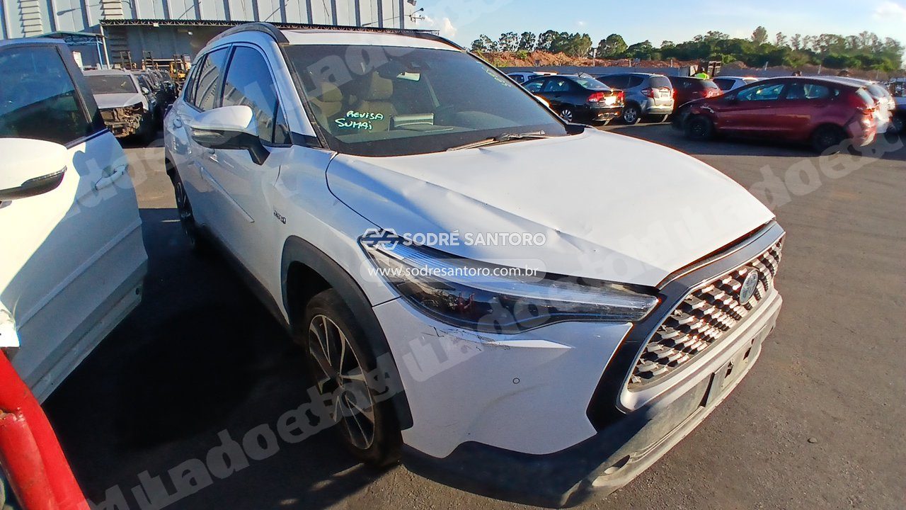Toyota Corolla Cross Xrx Hybrid 2022 em leilao em Brasil
