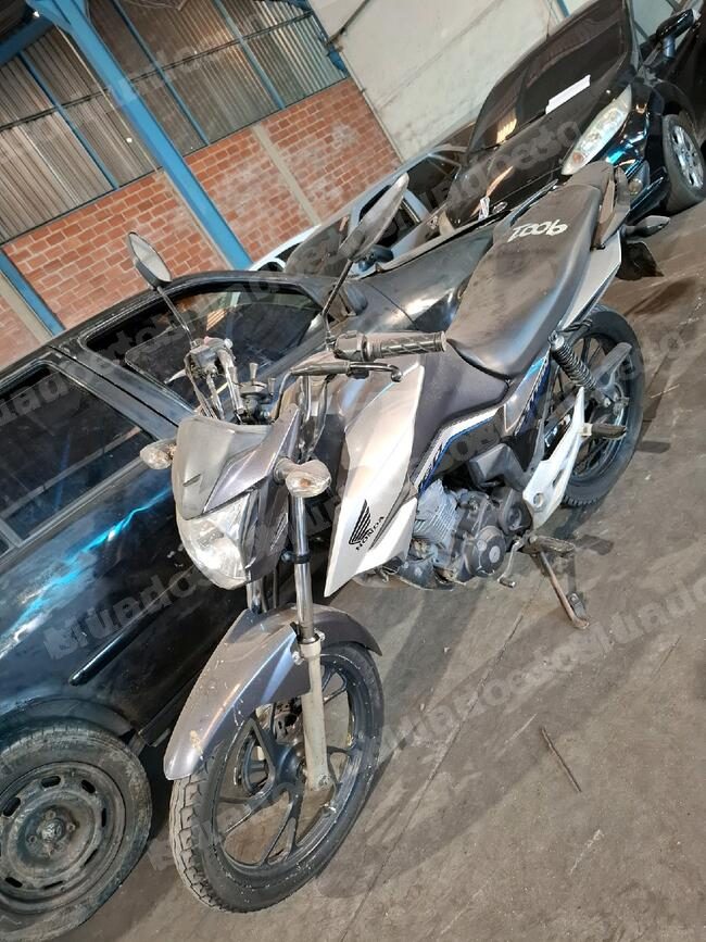 Honda 2021 em leilao em RJ