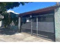 Casa de 388 m2 em leilao em Taubaté/SP