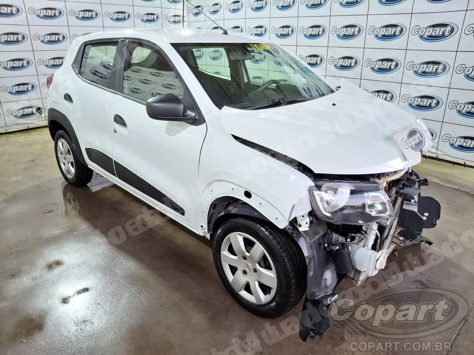 Lote em leilao em Candeias/BA