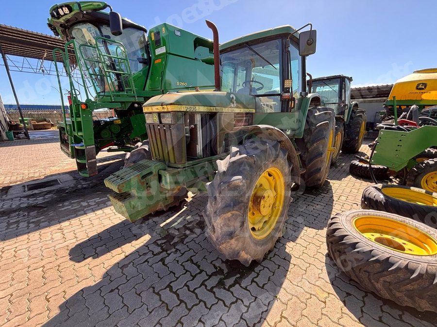 Máquina agrícola 2004 em leilão em Lavras do Sul/RS - Lote 1
