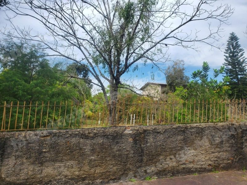 Terreno de 1000 m2 em leilão em Condomínio Fechado Em Viamão/RS