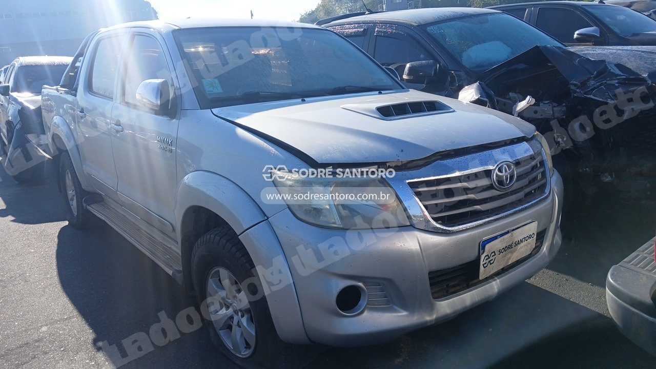 Toyota Hilux Cd 4X4 Srv 2012 em leilao em Brasil
