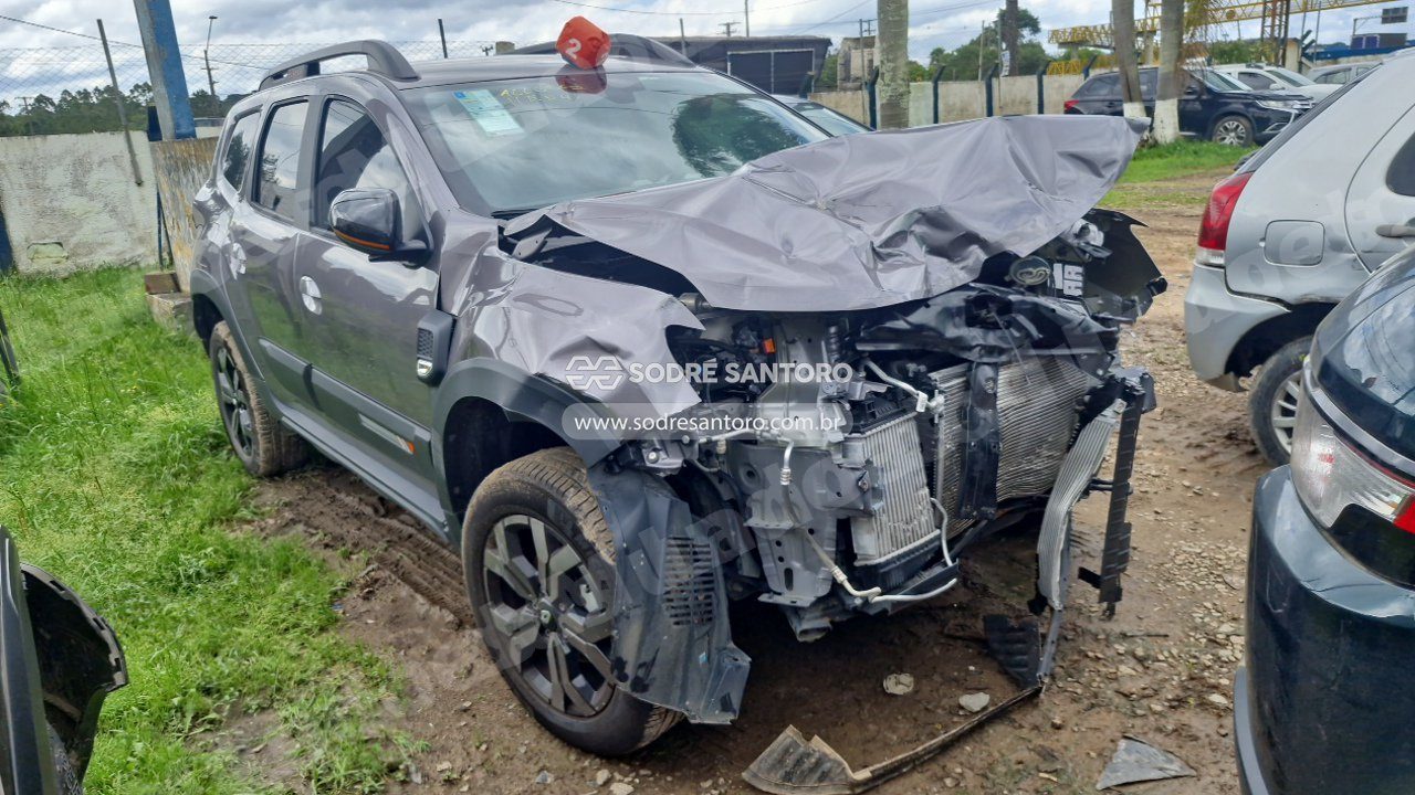 Renault Duster Icout Tce 2025 em leilão em São José dos Pinhais/PR