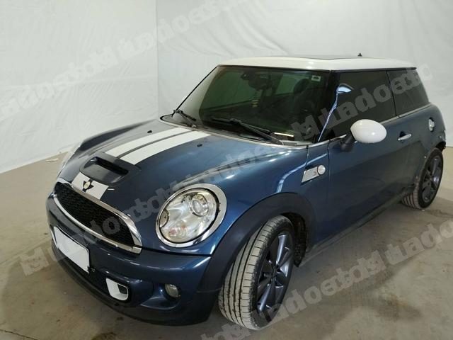 Mini 2011 em leilao em Brasil