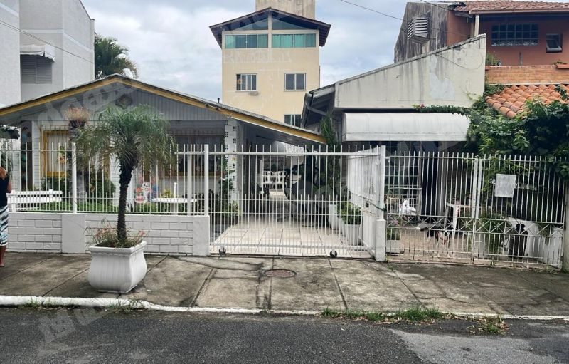 Terreno em leilao em Canasvieiras Florianópolis/SC