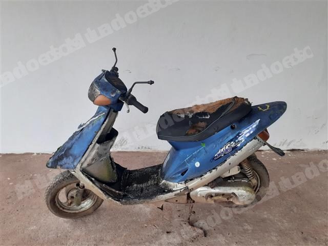 Yamaha 1999 em leilao em Brasil