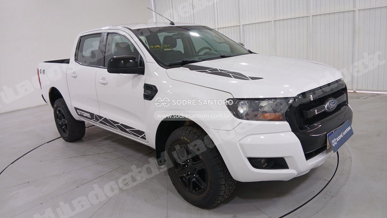 Ford em leilao em Brasil