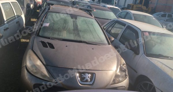 Peugeot 207 em leilao em Curitiba/PR