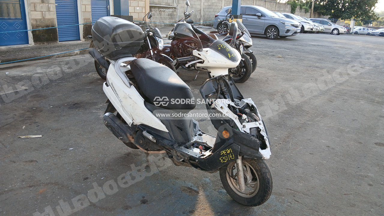 Suzuki Burgman I 2012 em leilao em Monte Mor/SP