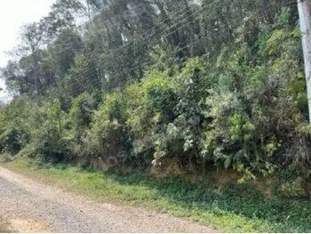Terreno de 1333 m2 em leilão em Mairiporã/SP