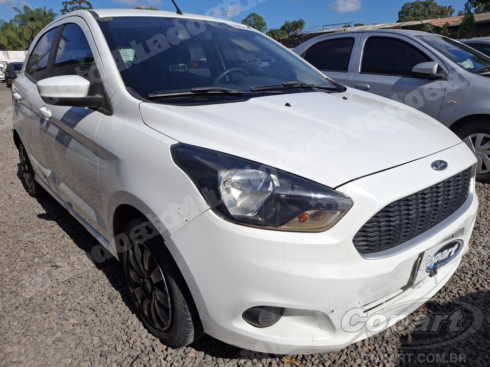 Veiculo em leilao em Recife/PE