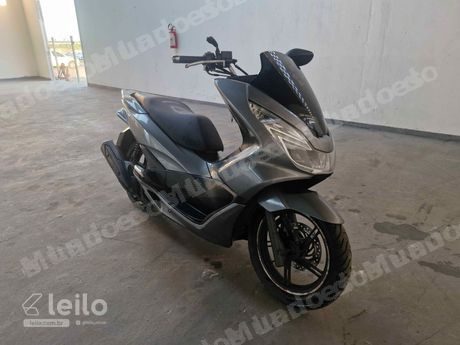 Honda Pcx em leilão em Candeias/BA