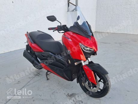 Yamaha Xmax em leilão em Eusébio/CE