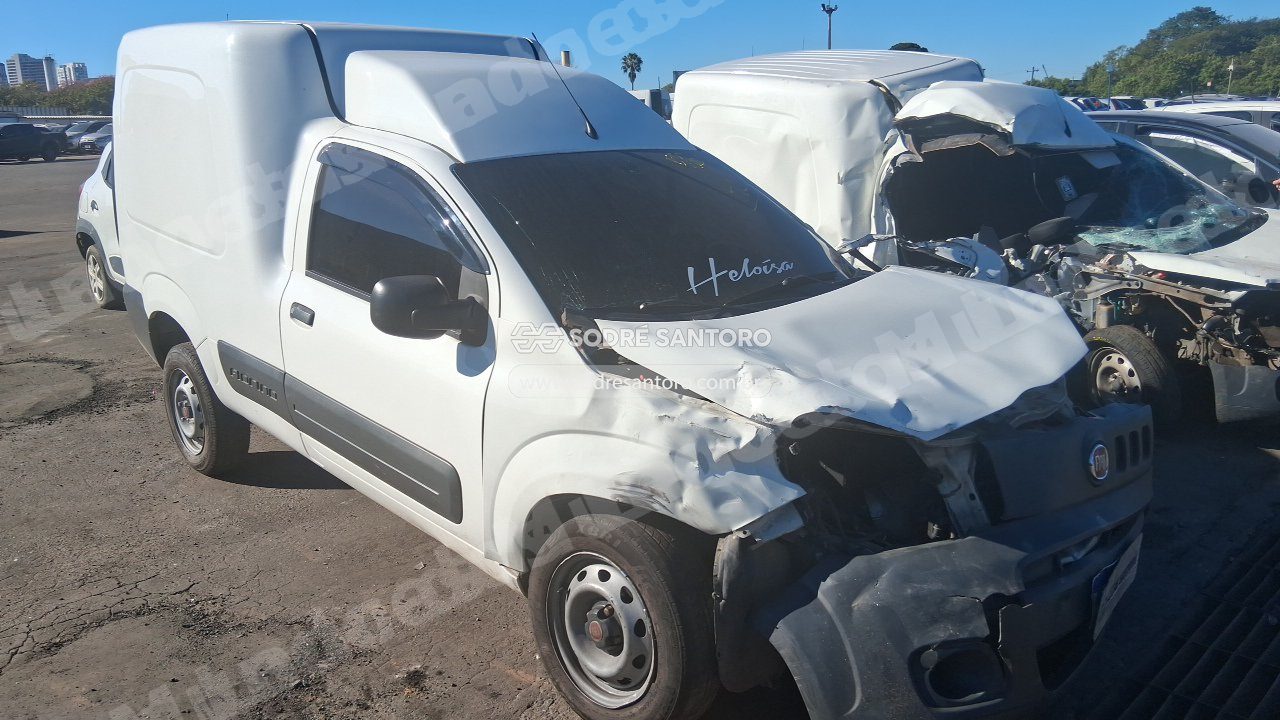 Fiat em leilao em Brasil